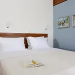 Aparthotel 9 Muses -