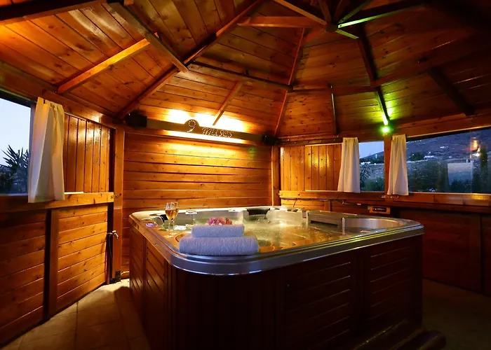 9 Muses - 4* Parikia (Paros)