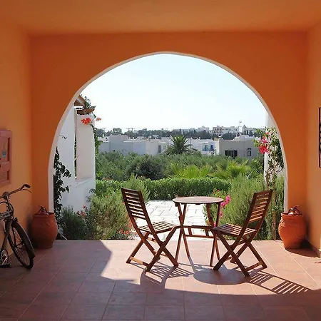 9 Muses - アパートホテル