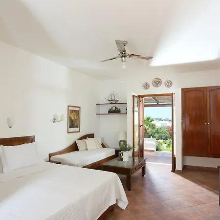 アパートホテル 9 Muses - 4*